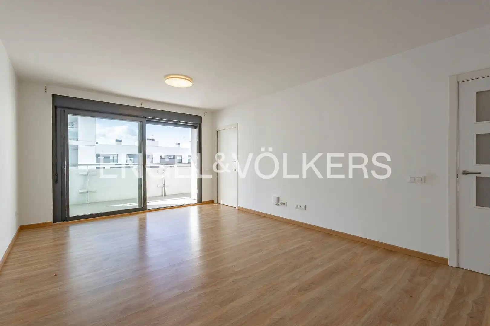 Sala de estar de Piso en venta en Sant Just Desvern con Aire acondicionado, Calefacción y Jardín privado