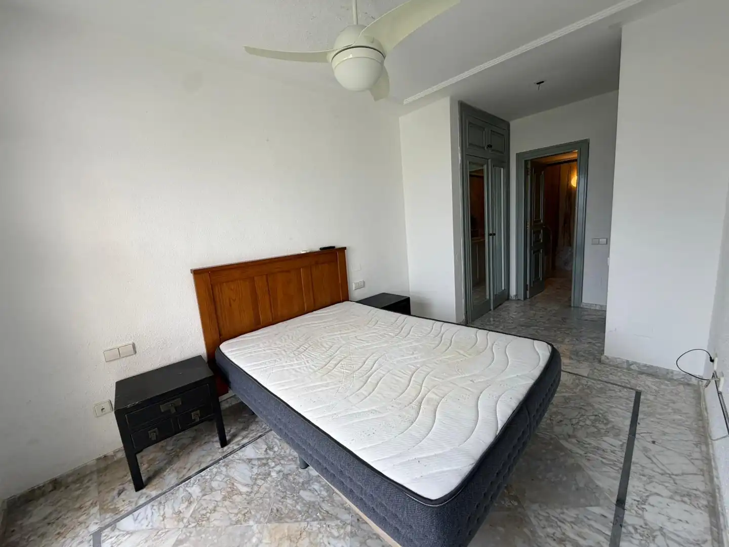 Habitación de Piso en venta en La Manga del Mar Menor con Terraza y Piscina comunitaria