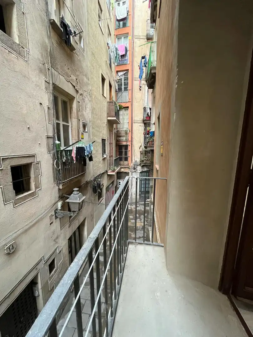 Terrassa de Pis per a compartir en Barcelona amb Rentadora