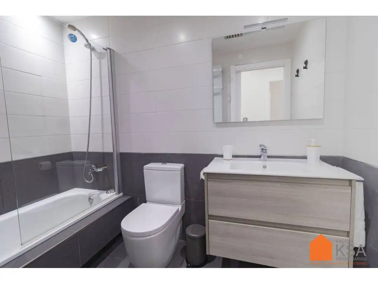 Baño de Casa o chalet en venta en Noia con Calefacción y Amueblado