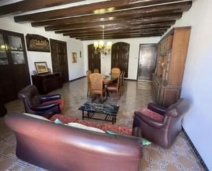 Sala d'estar de Casa o xalet en venda en Montoliu de Lleida amb Terrassa