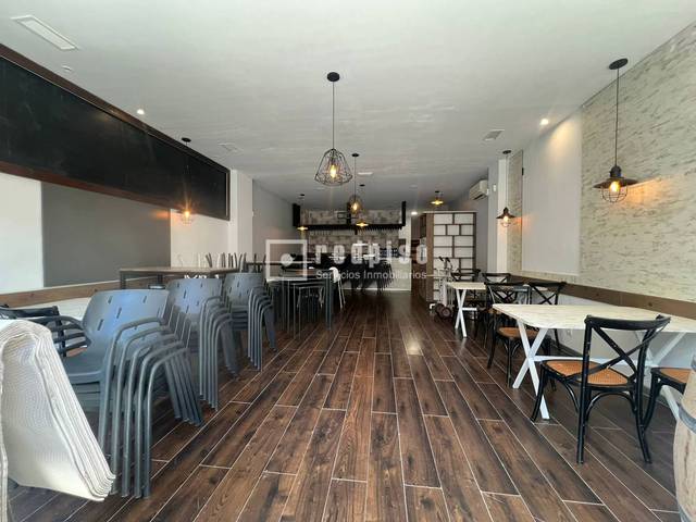 Local comercial en Venta en de Casablanca en El Bajondillo