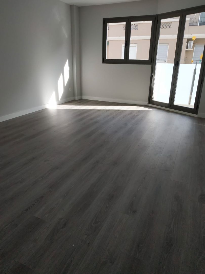 Wohnung zur Miete in Carrer de Manolo Taberner, Nou Moles, L'Olivereta