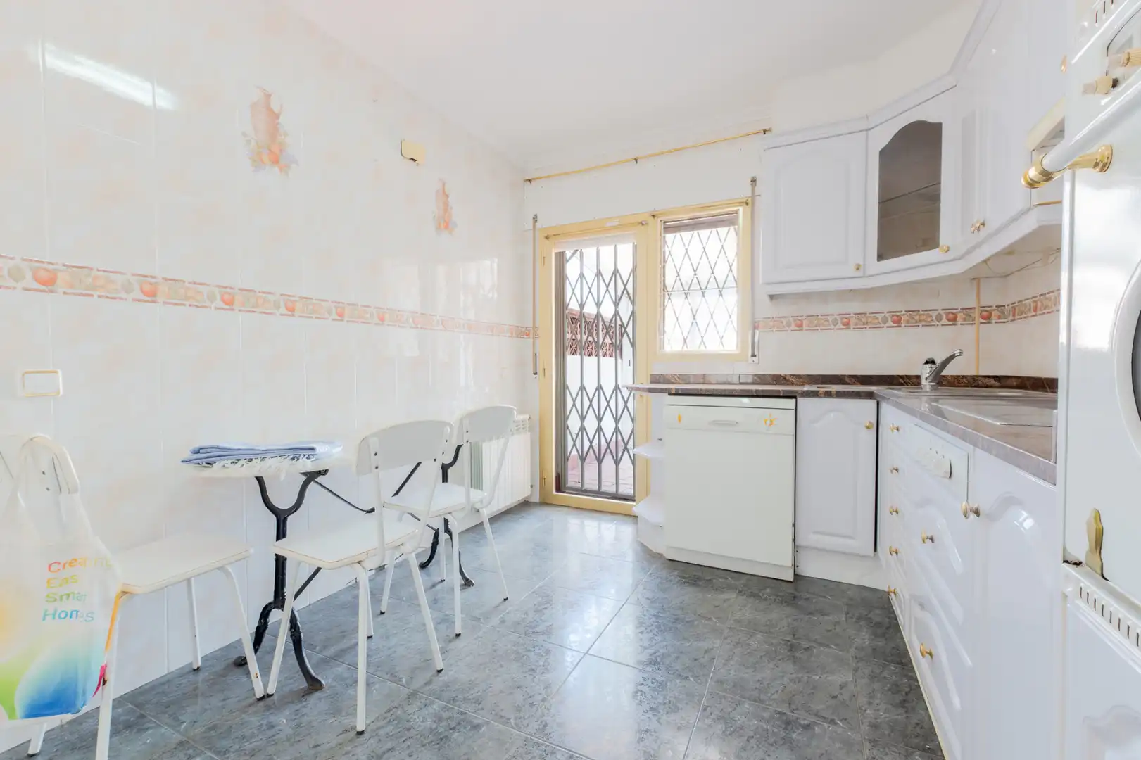 Cuina de Apartament en venda en Castell d'Aro, Platja d'Aro i s'Agaró amb Moblat