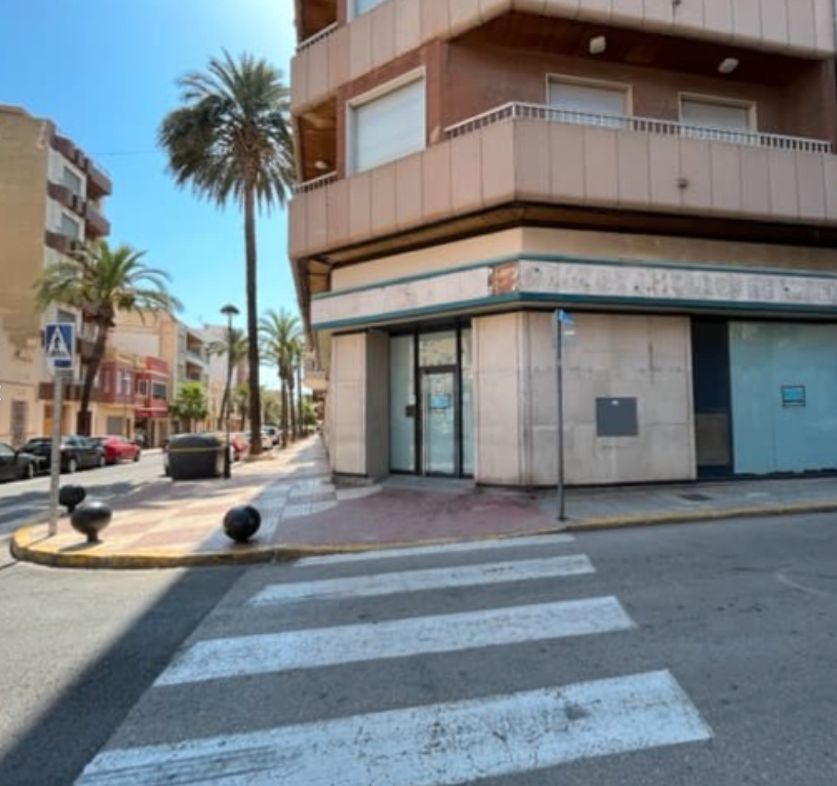 Exterior view of Office for sale in Picassent