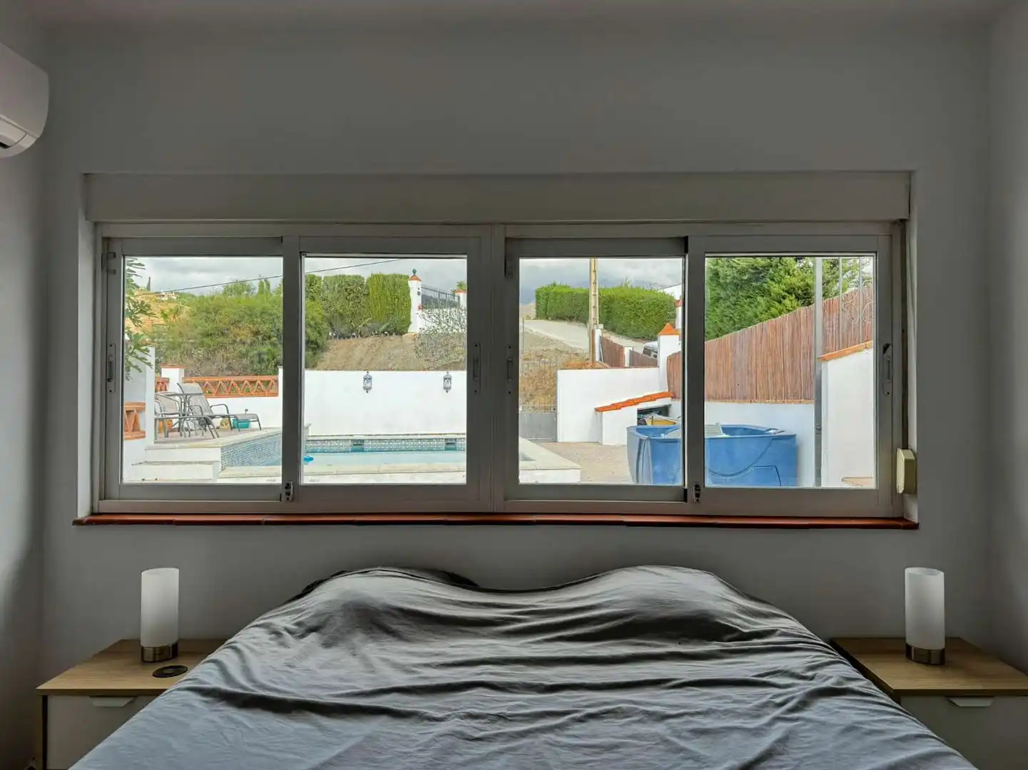 Schlafzimmer von Country house zum Verkauf in Salobreña mit Klimaanlage, Terrasse und Abstellraum