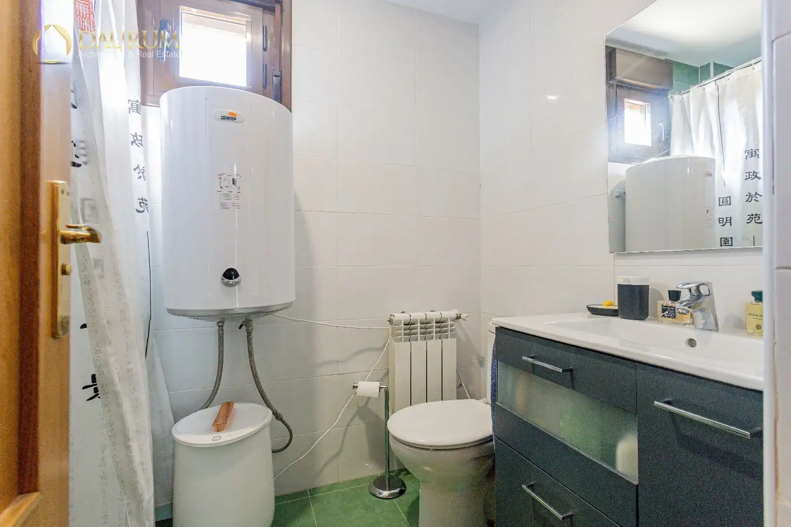 Baño de Casa adosada en venta en Meco con Aire acondicionado, Calefacción y Jardín privado