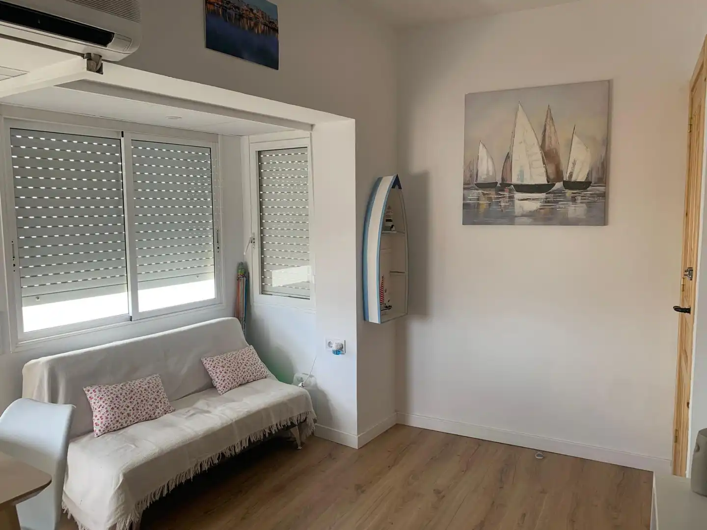 Living room of Attic for sale in L'Ametlla de Mar   with Air Conditioner, Heating and Parquet flooring