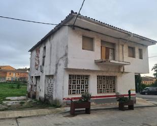 Exterior view of House or chalet for sale in Sant Boi de Lluçanès