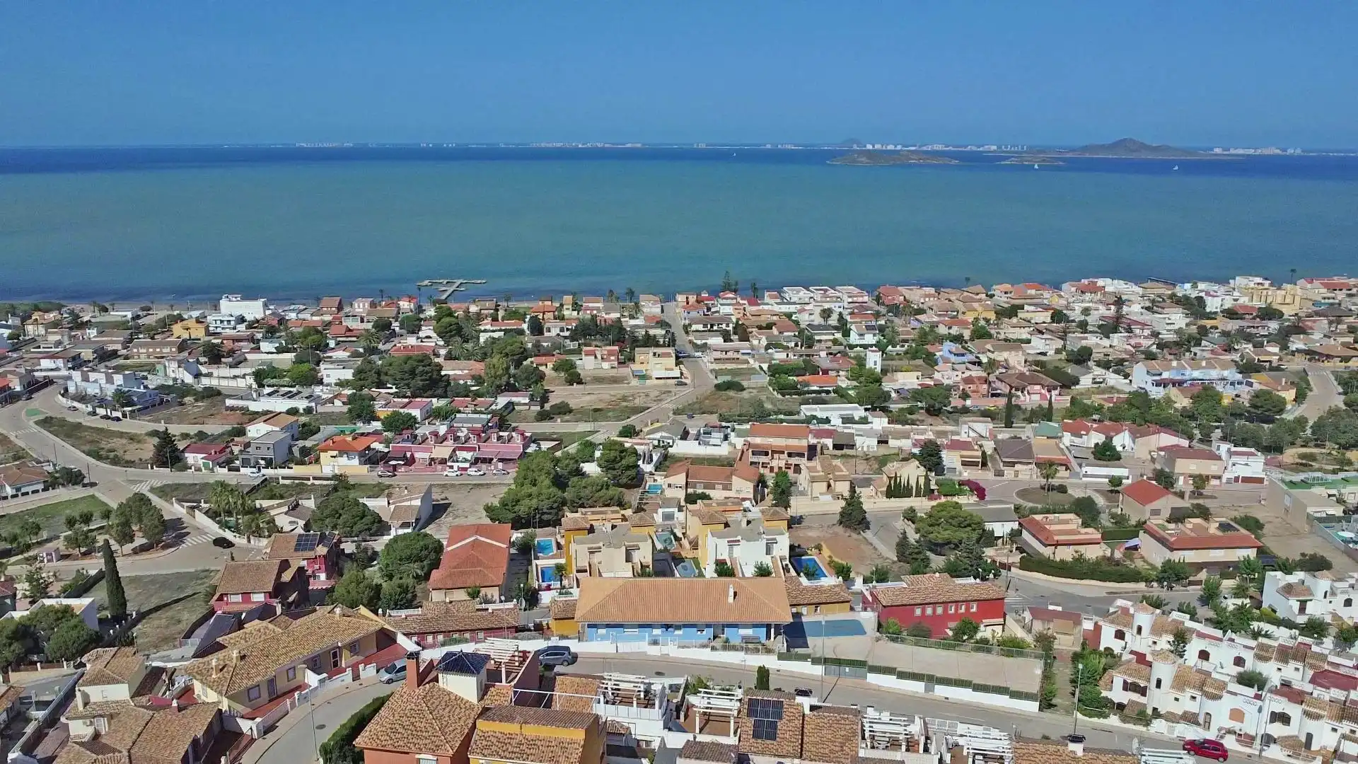Vista exterior de Casa adosada en venta en Cartagena con Terraza, Amueblado y Piscina comunitaria