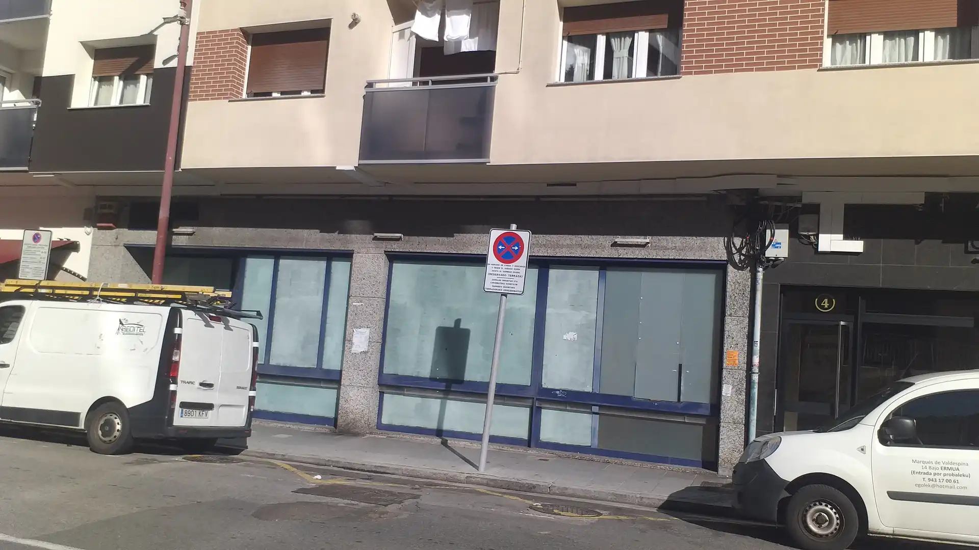 Locale commerciale in vendita a C/ Zeherkalea