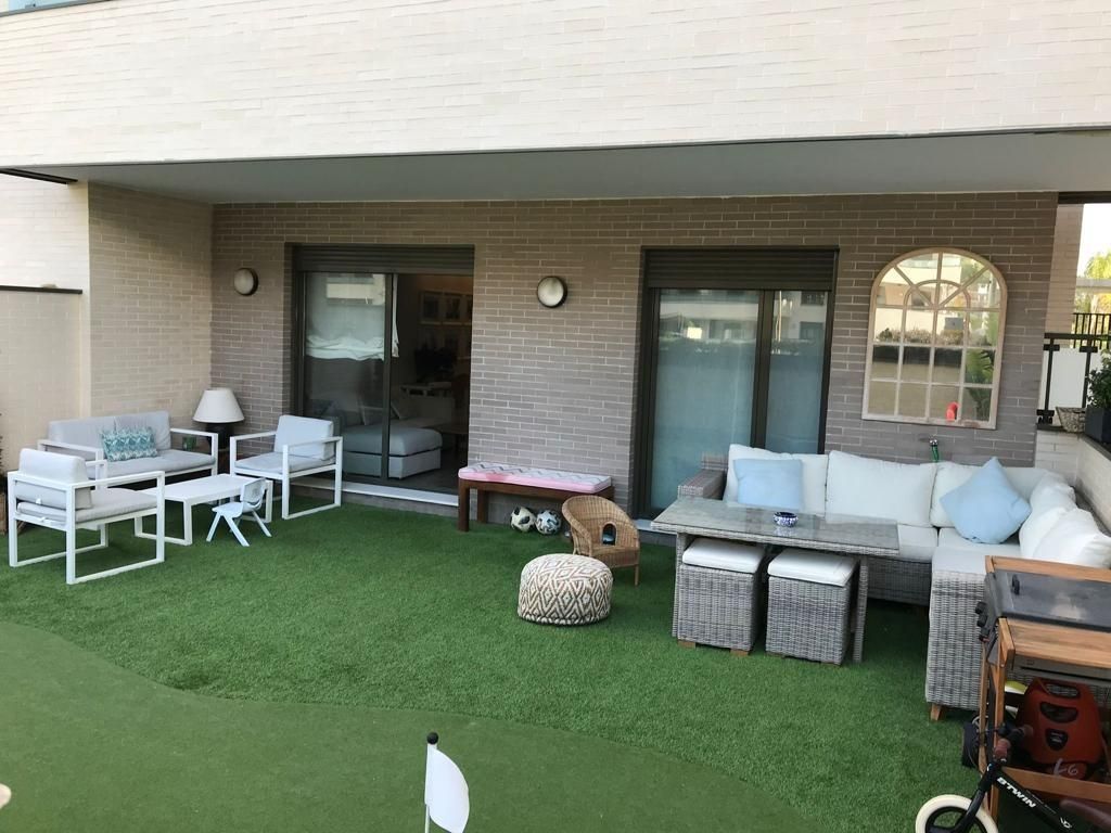 Planta baixa en venda a Los Álamos