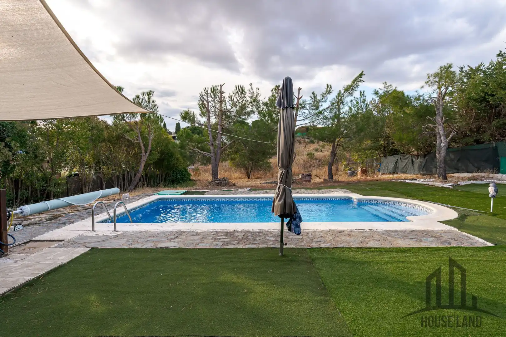Schwimmbecken von Haus oder Chalet zum Verkauf in Uceda mit Privatgarten und Schwimmbad