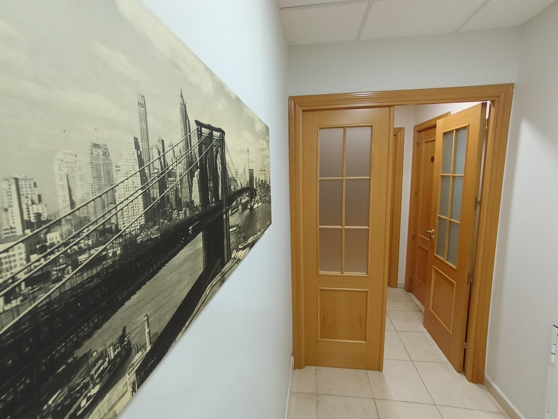 Premises for sale in  Madrid Capital