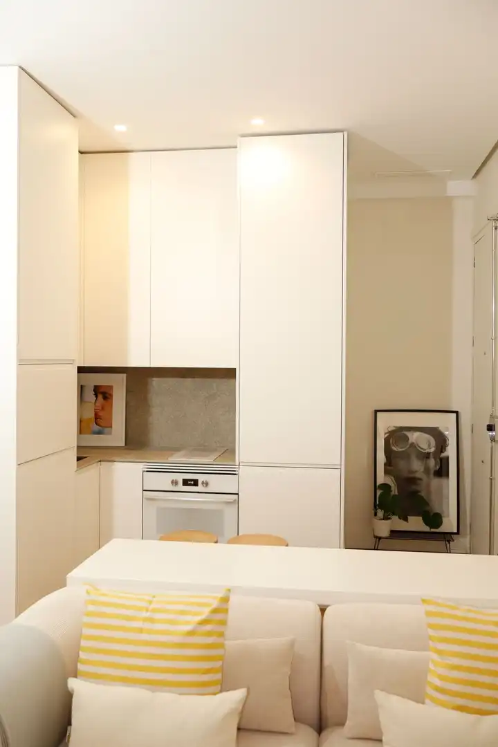 Cuina de Apartament en venda en Madrid amb Aire condicionat, Calefacció i Moblat