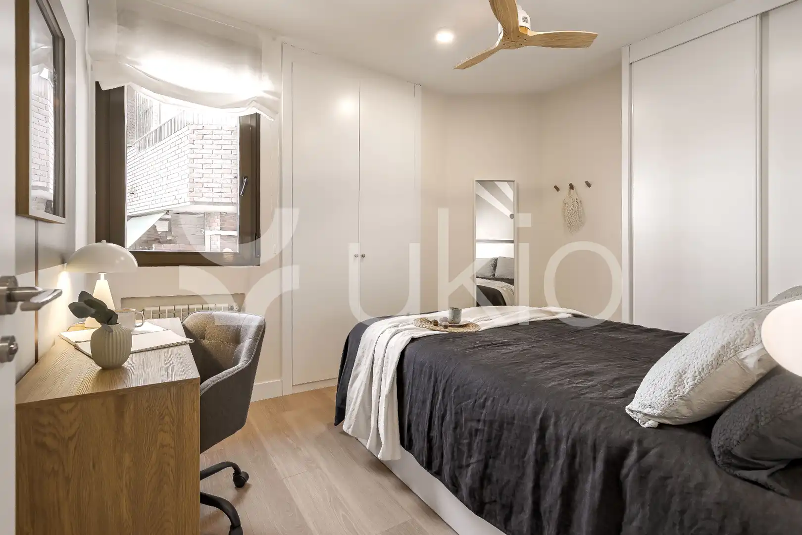 Schlafzimmer von Wohnungen zur Miete in Madrid mit Klimaanlage, Heizung und Möbliert