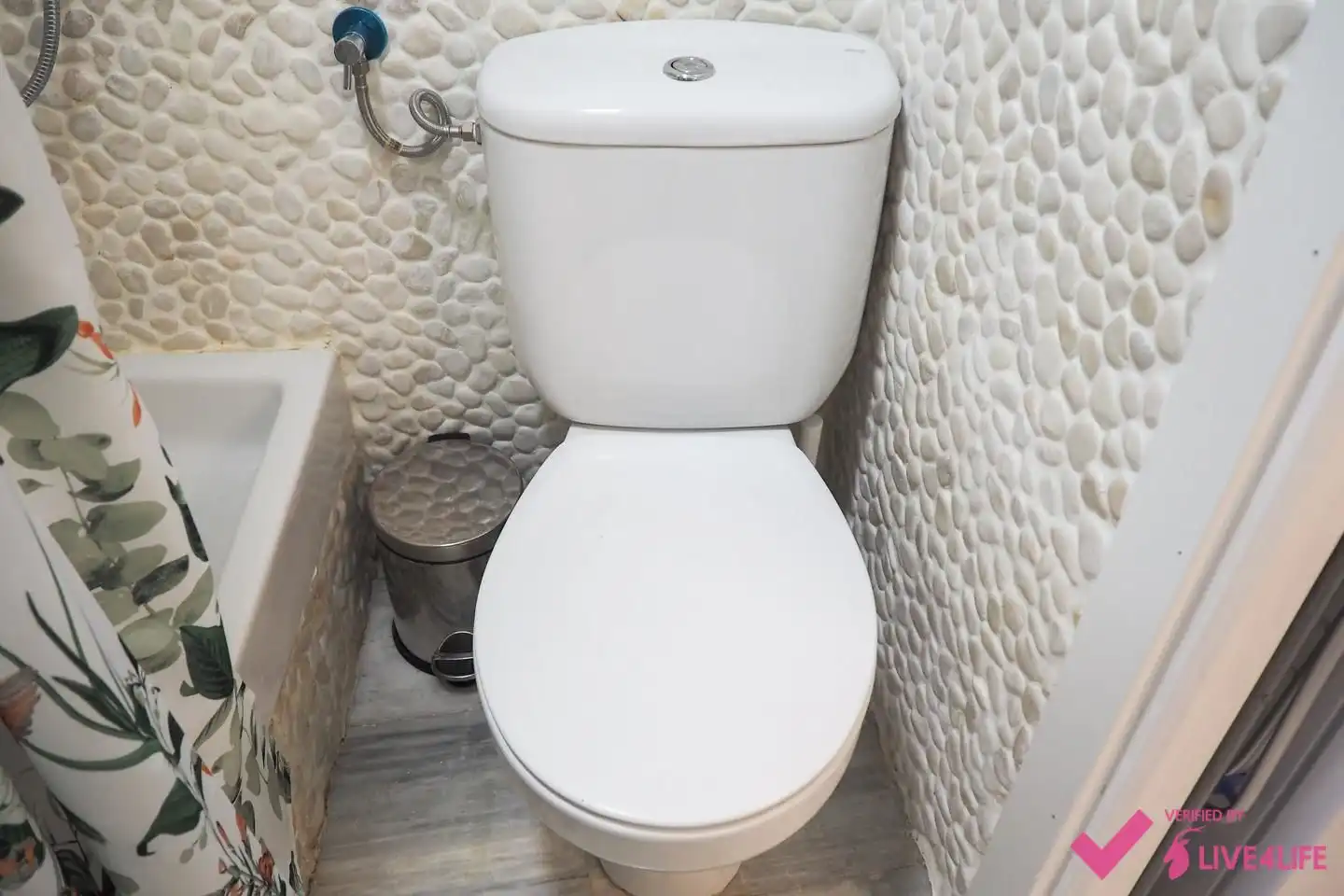 Bathroom of Study for rent in Sevilla