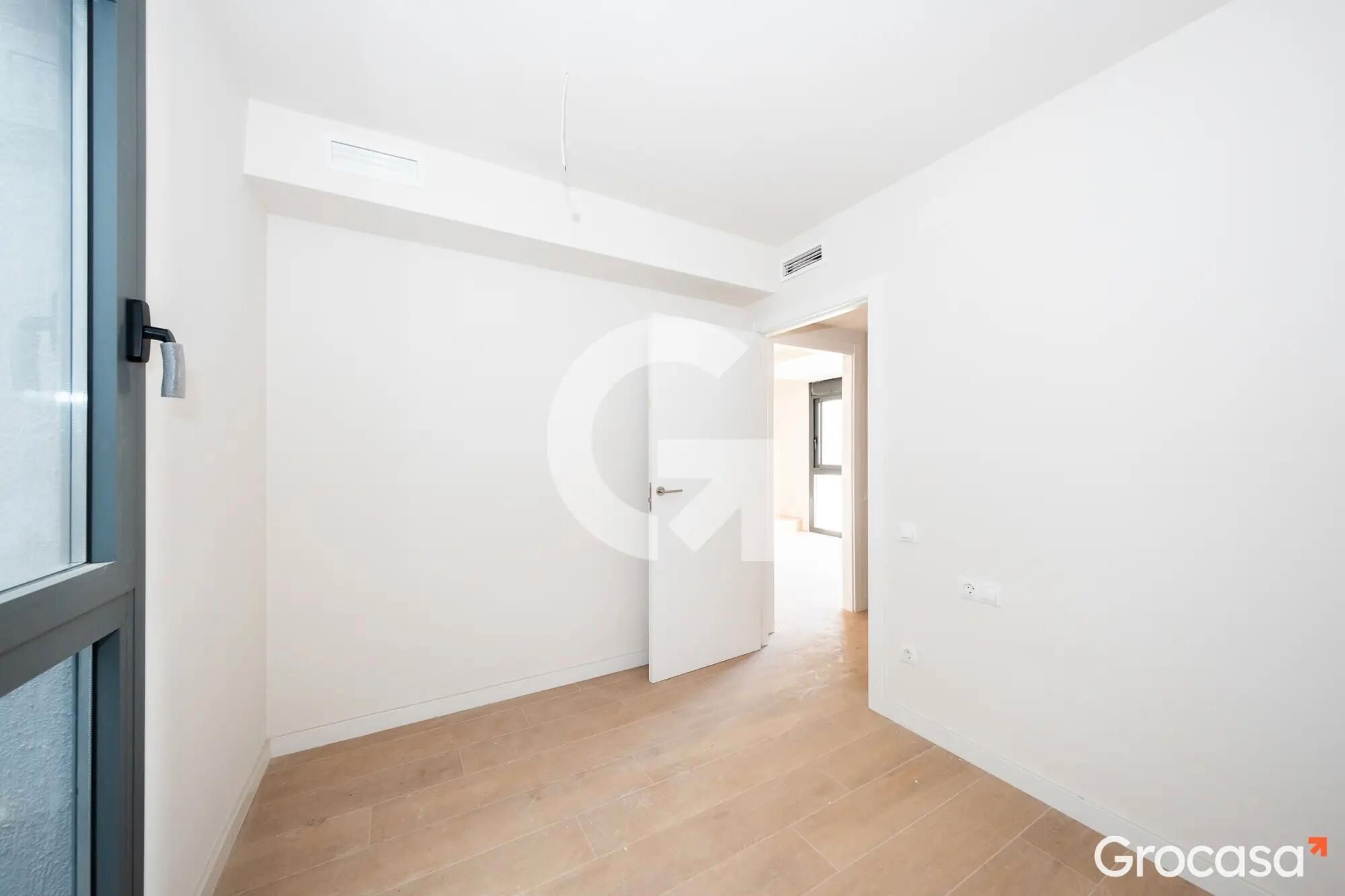 Bedroom of Flat for sale in El Prat de Llobregat  with Air Conditioner, Heating and TV