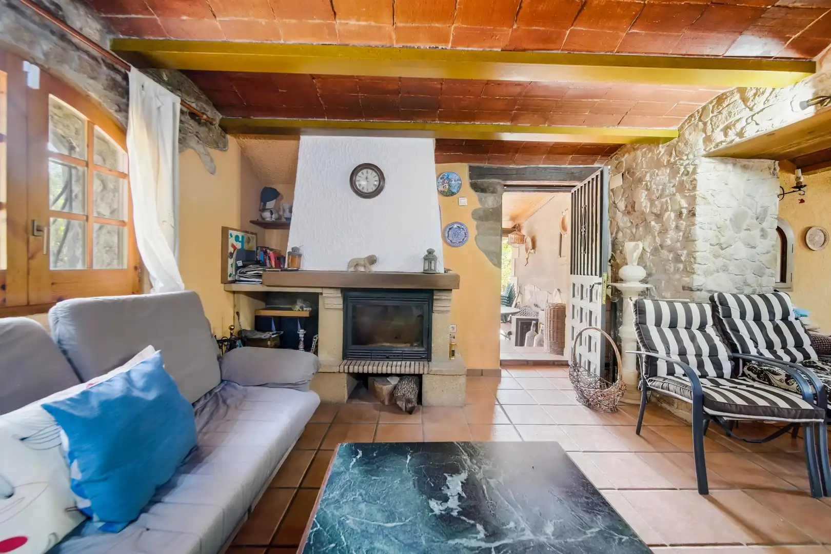 Sala d'estar de Casa o xalet en venda en Caldes de Malavella amb Jardí privat