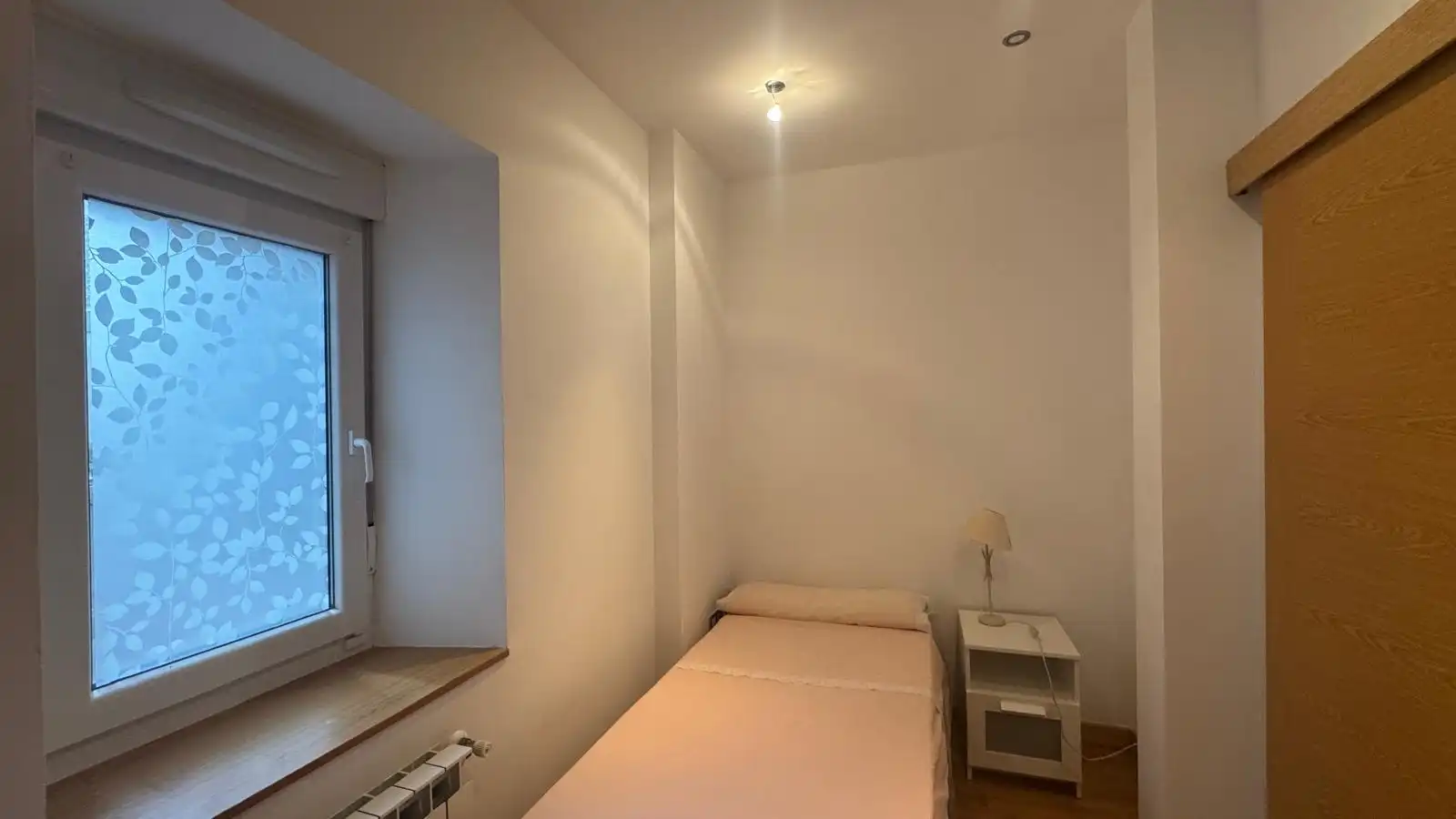 Bedroom of Flat for rent in Santander  with Heating, Parquet flooring and Furnished