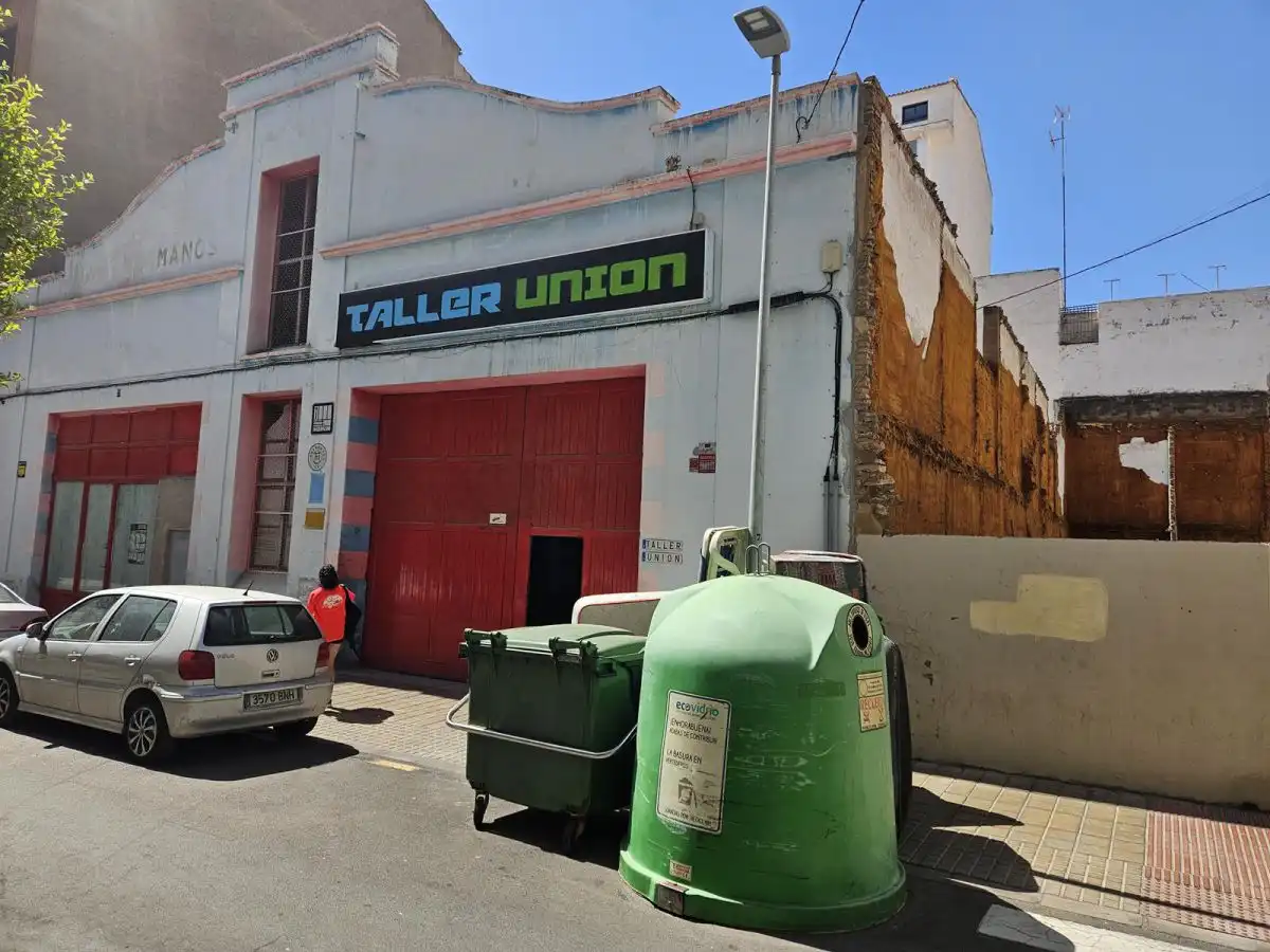 Vista exterior de Nave industrial en venta en Castellón de la Plana / Castelló de la Plana