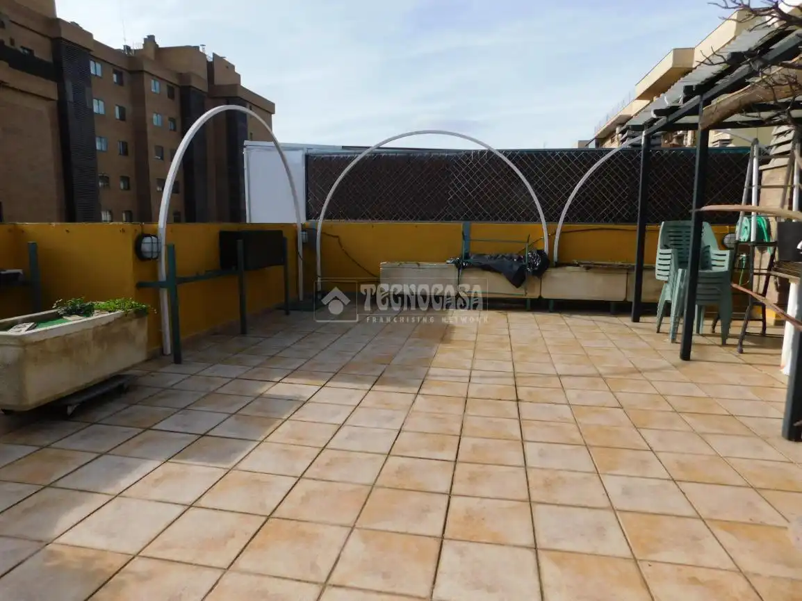 Terraza de Piso en venta en Zaragoza con Aire acondicionado, Calefacción y Terraza