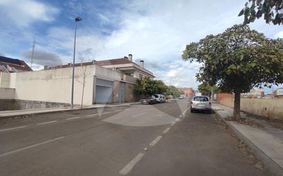 Vista exterior de Pis en venda en Badajoz Capital amb Terrassa