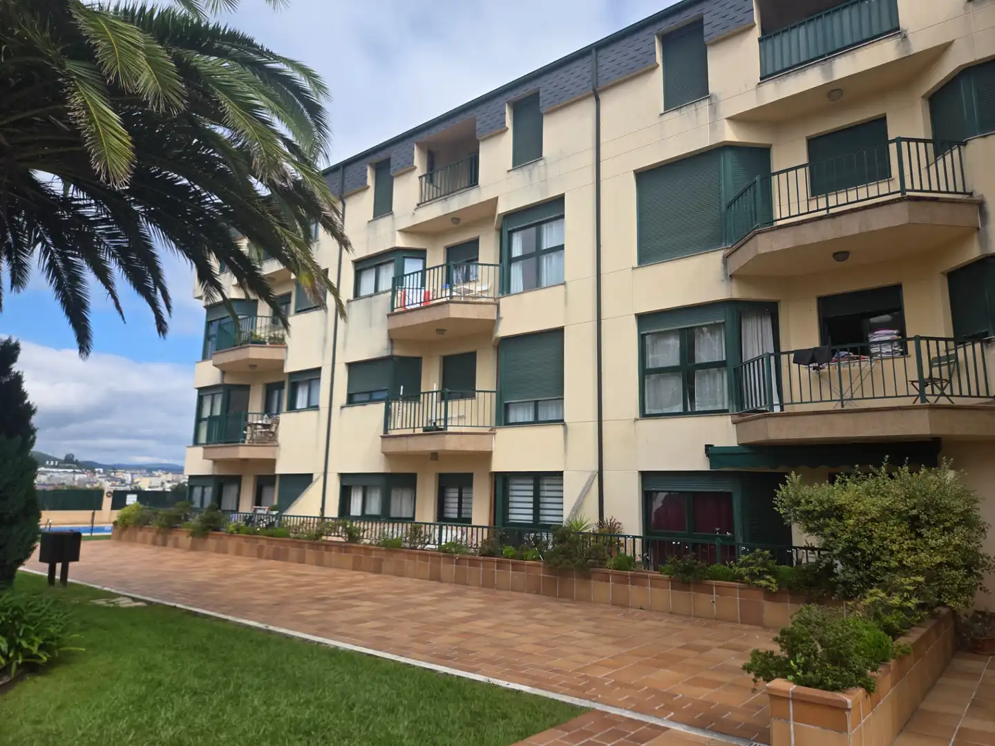 Exterior view of Flat for sale in Barreiros  with Terrace, Storage room and Furnished