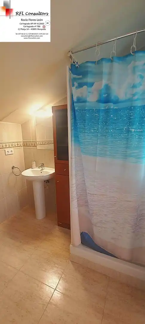 Attic for rent in L'Ampolla