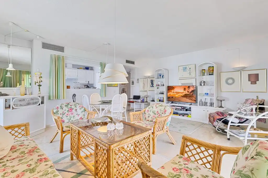 Apartamento con ascensor en venta en Playa de los Boliches, imagen 9