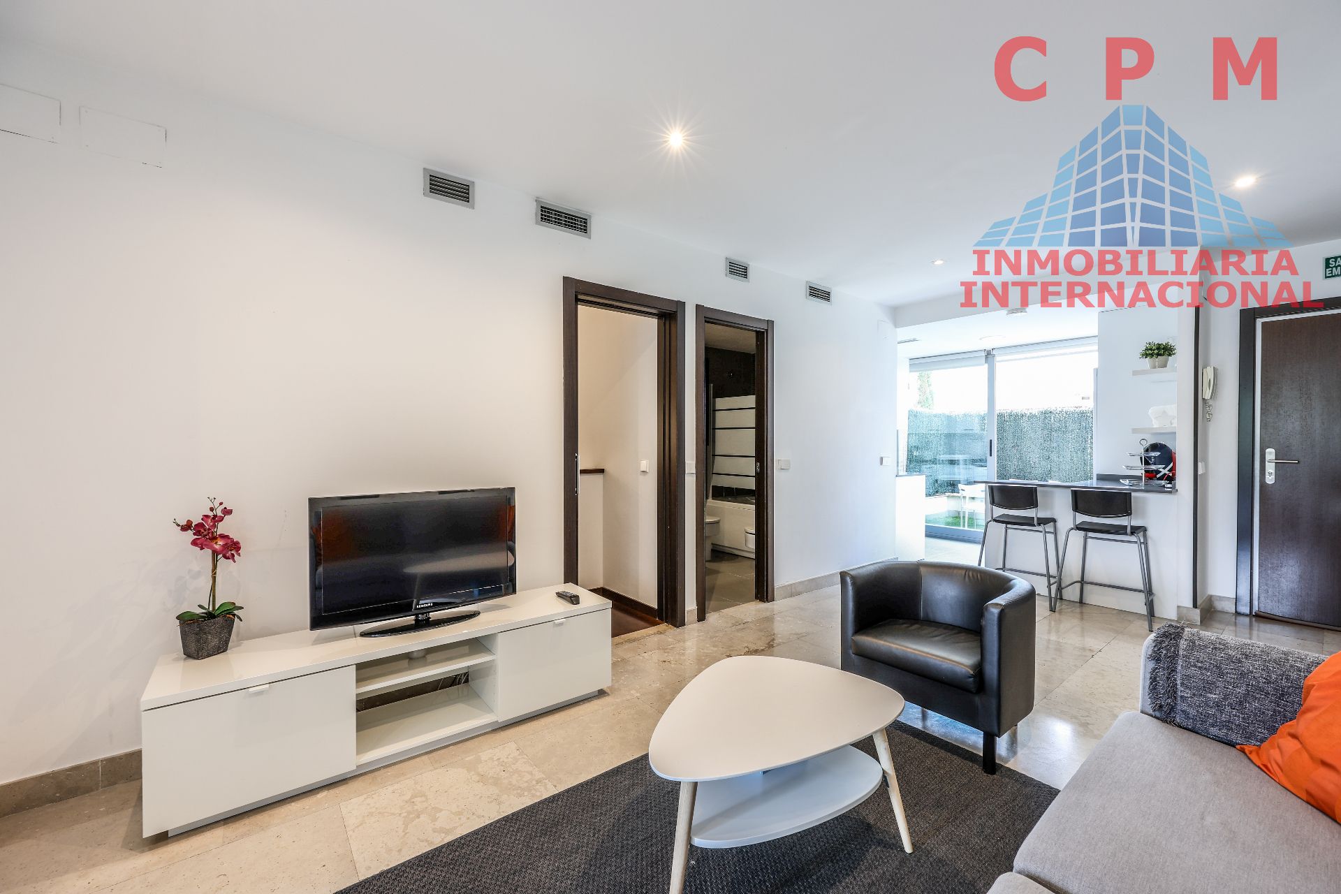 Living room of Duplex to rent in La Moraleja  with Air Conditioner, Heating and Private garden