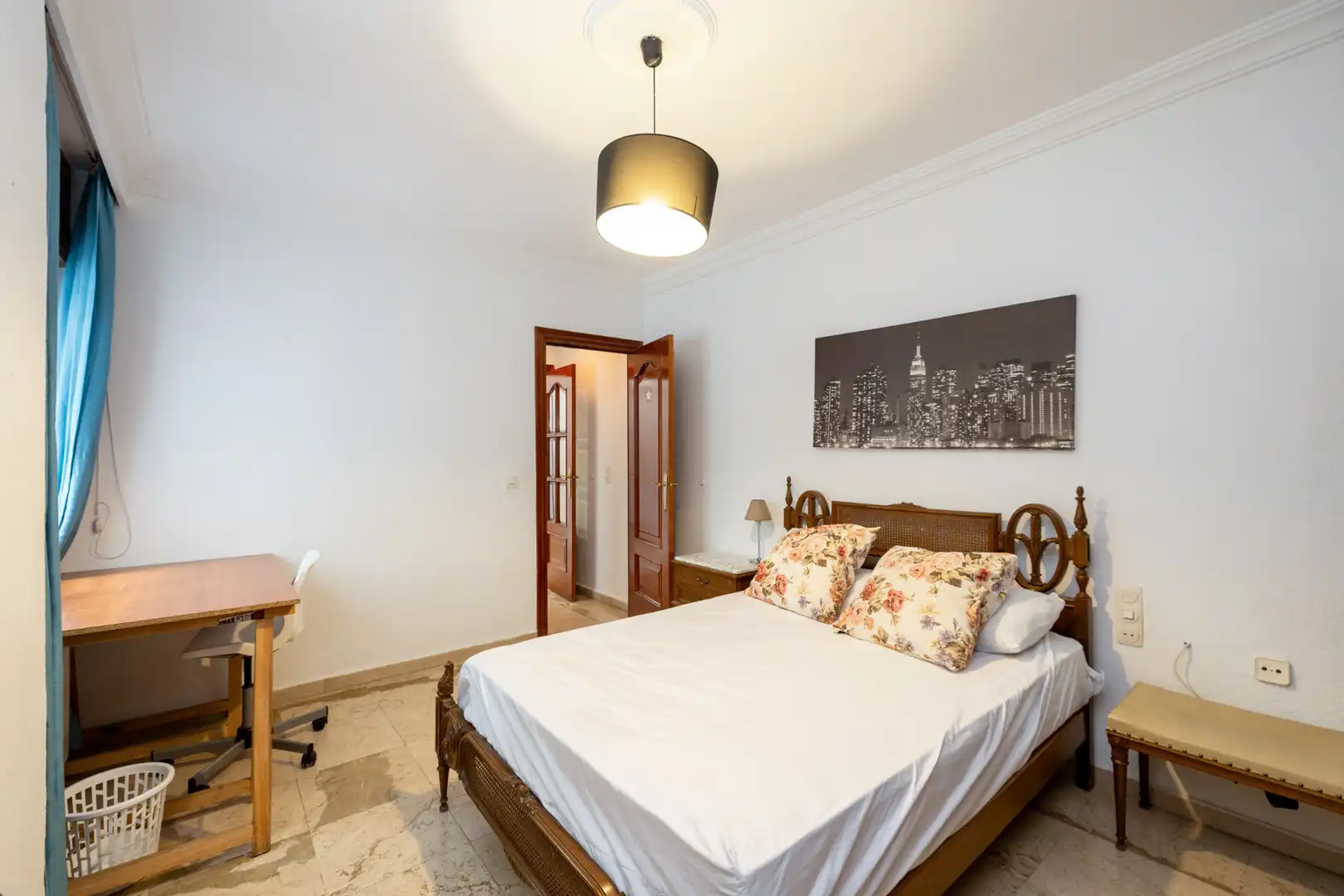 Wohnung zur Miete in Calle Emperatriz Eugenia, Camino de Ronda