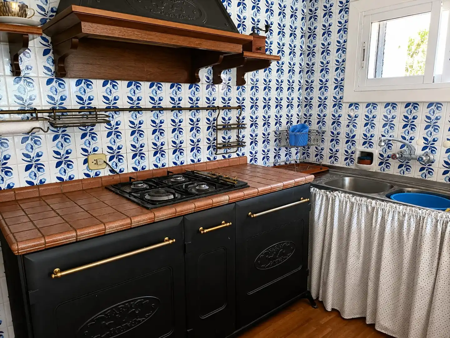 Cuina de Casa o xalet en venda en Tossa de Mar amb Calefacció, Jardí privat i Terrassa