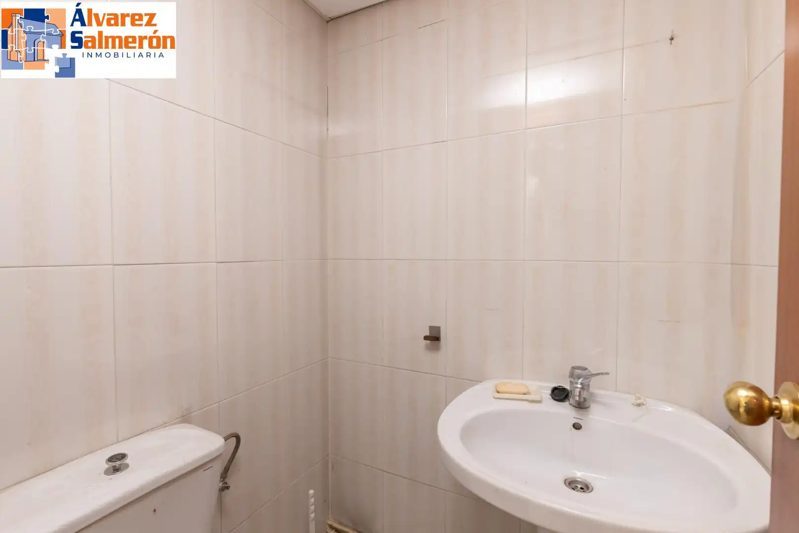 Bathroom of Detached homes for sale in Granada  with Heating, Terrace and Storage room