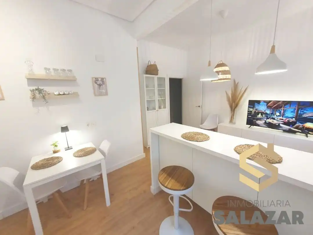 Piso de alquiler en Montaño Etxaldea, Barrio de Uribarri