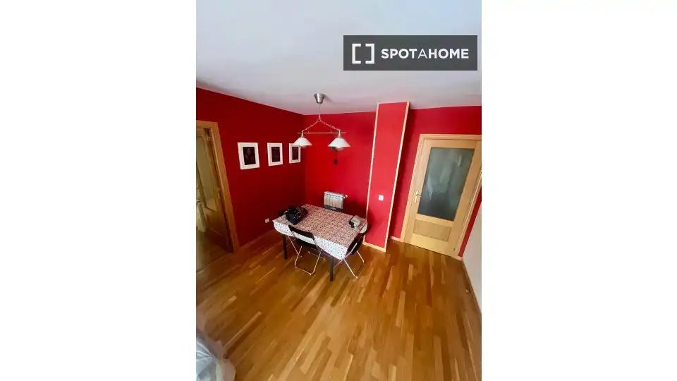 Bedroom of Flat for share in Madrid  with Air Conditioner, Heating and Terrace