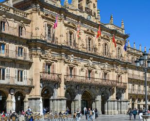 Vista exterior de Edifici en venda en Salamanca Capital