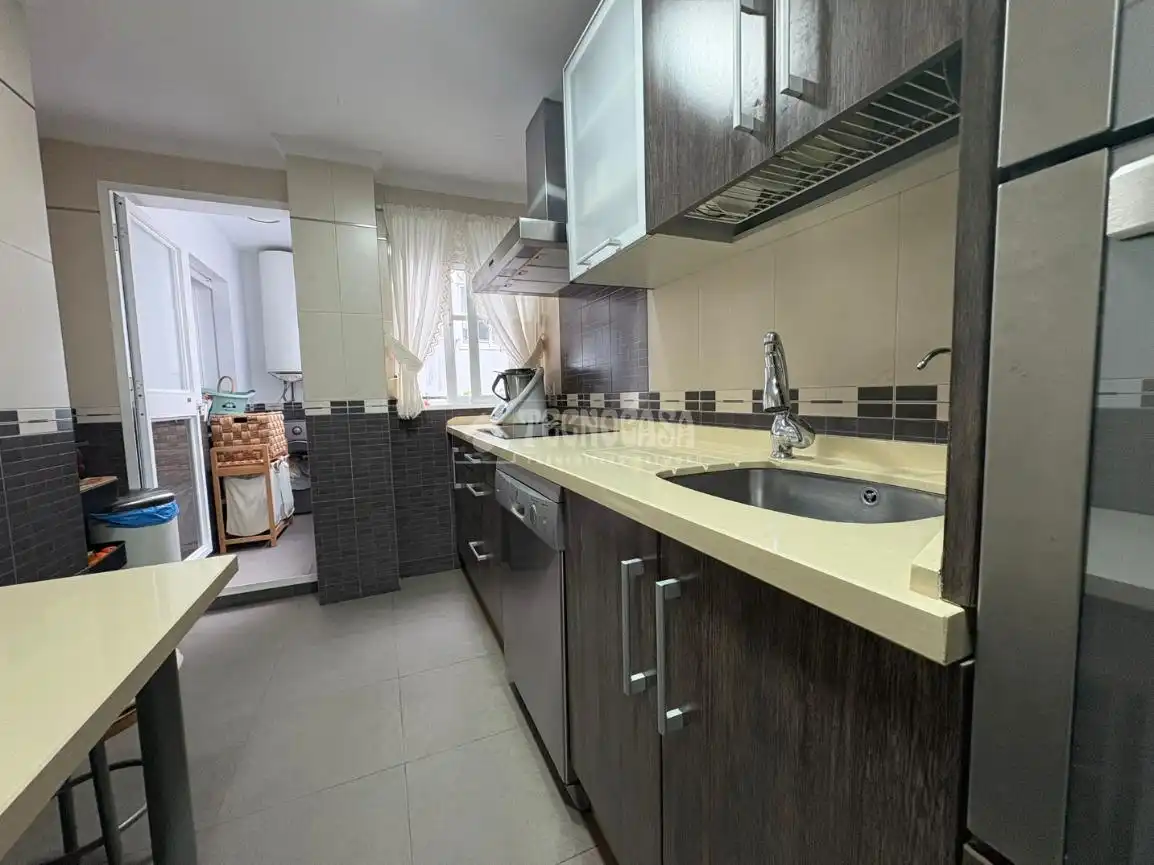 Kitchen of Flat for sale in Barbate  with Terrace
