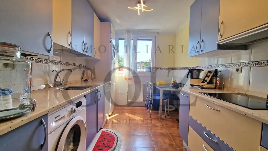 Kitchen of Flat for sale in Urnieta  with Heating and Storage room