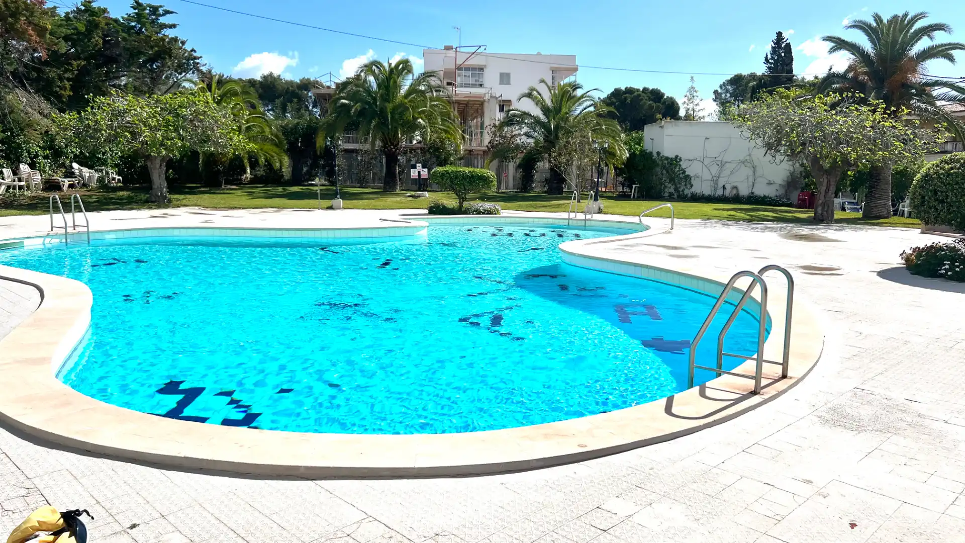 Swimming pool of Apartments for sale in Calvià  with Air Conditioner, Terrace and Furnished