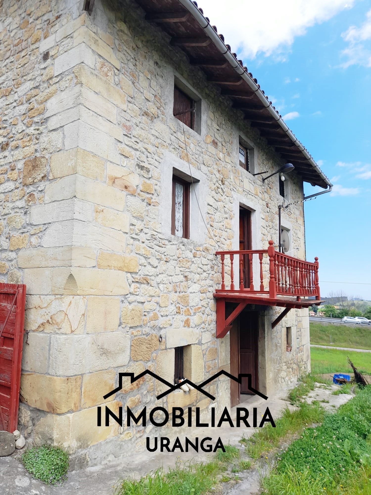 Vista exterior de Casa o xalet en venda en Bárcena de Cicero