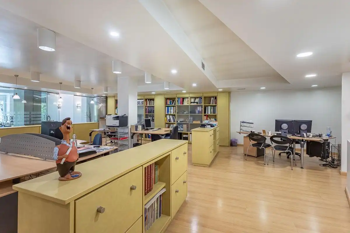 Business premises for sale in Plaza de Carretas 5, imagen 12