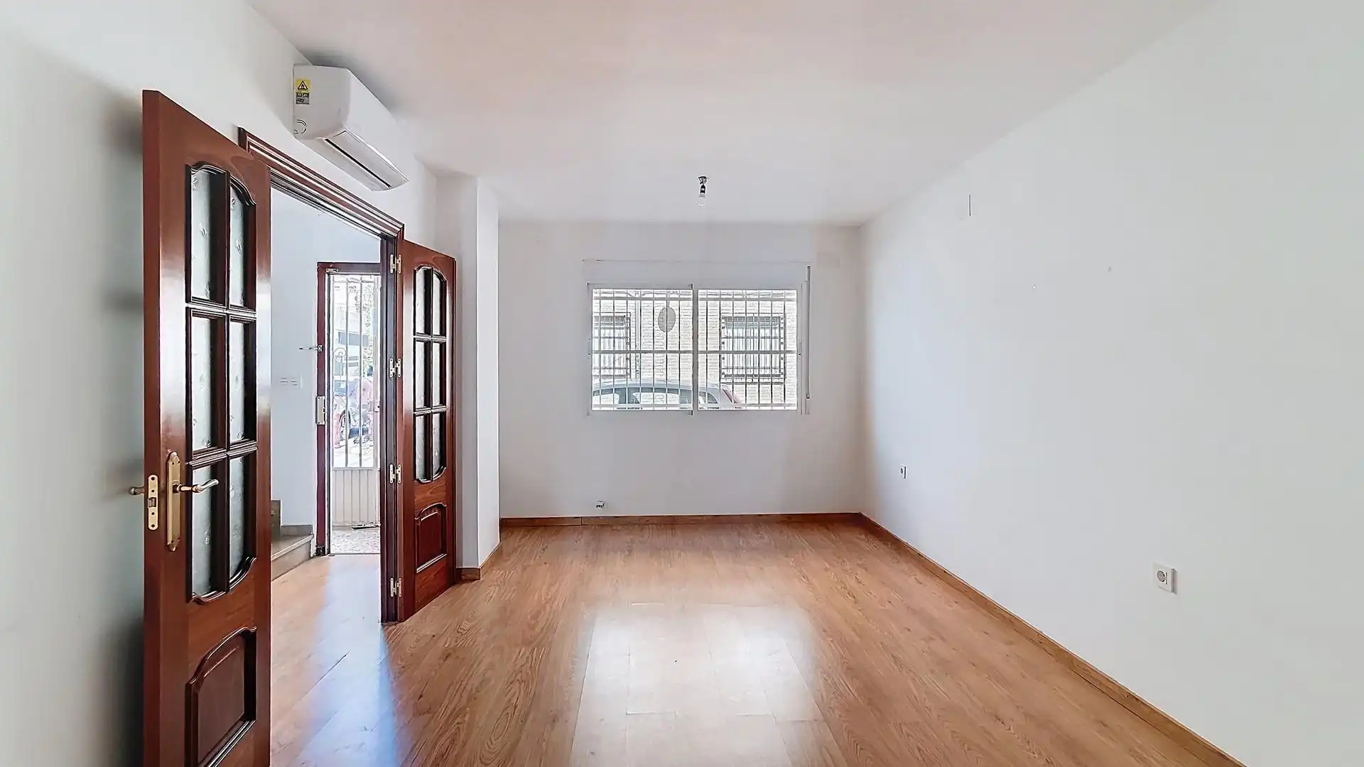 Sala de estar de Casa adosada de alquiler en Armilla con Aire acondicionado, Calefacción y Terraza