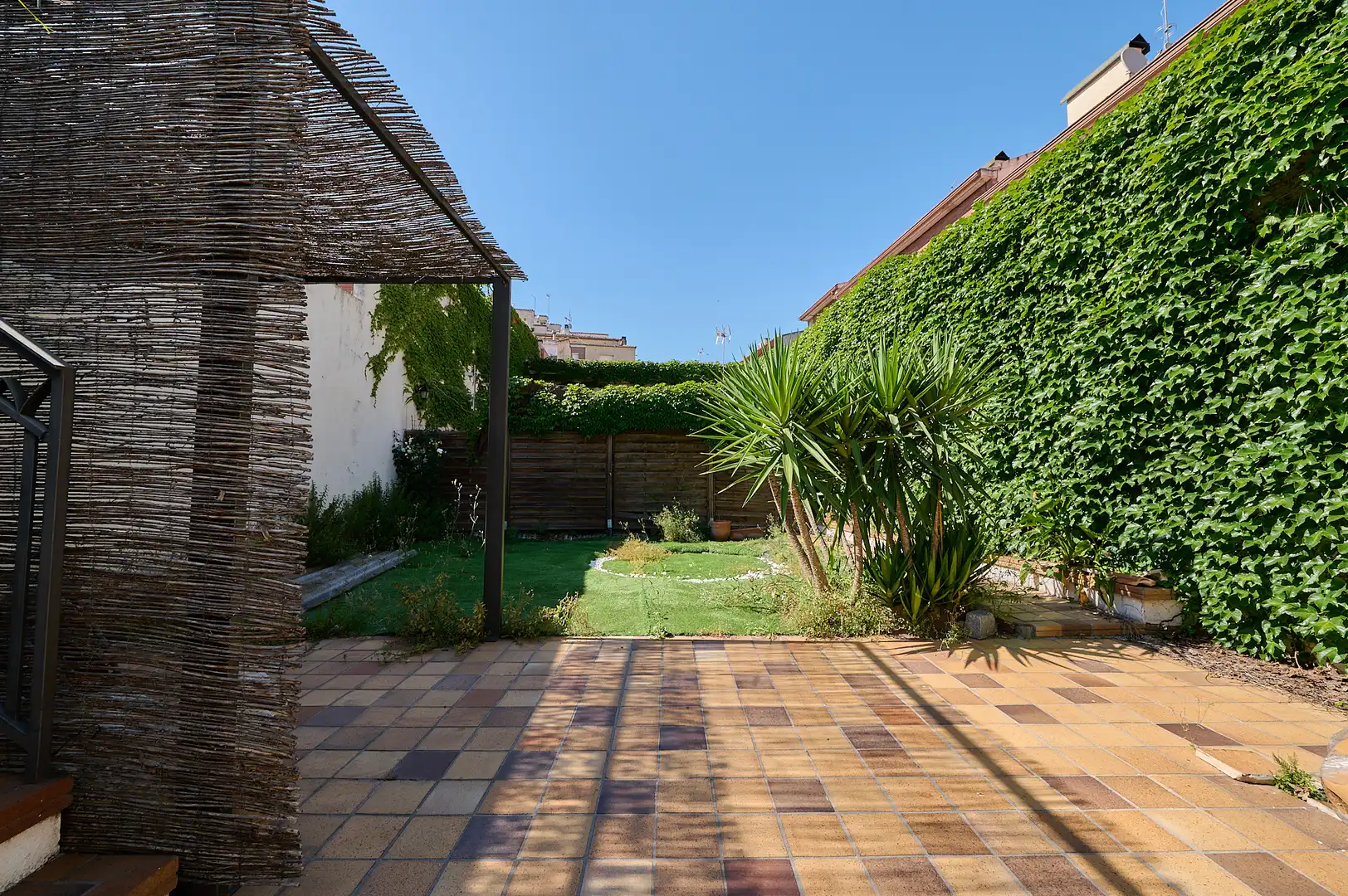 Casa con terraza en venta en Carrer Castellar, imagen 59