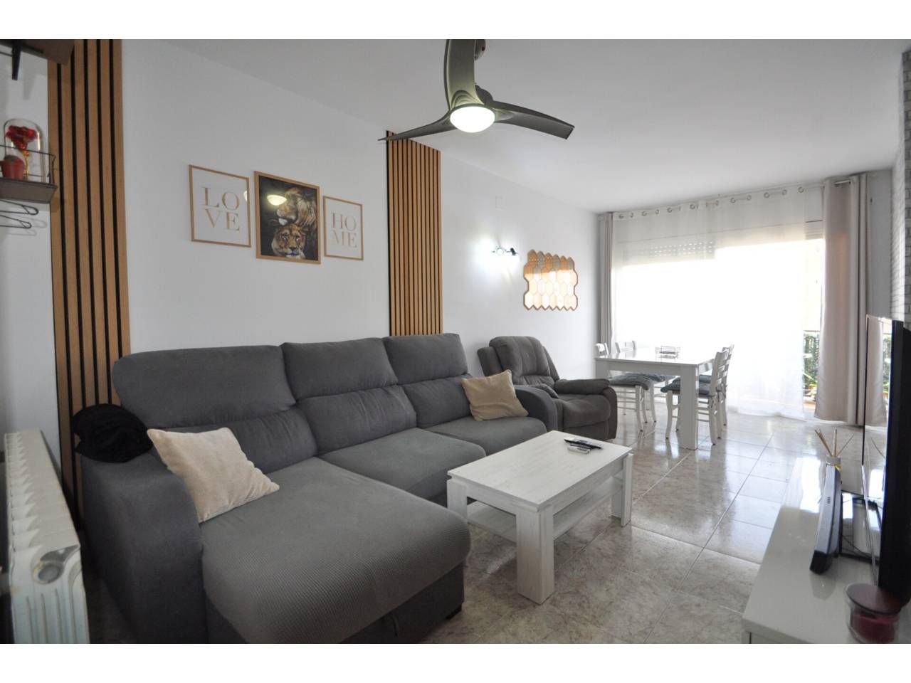 Sala d'estar de Pis en venda en Lloret de Mar amb Calefacció i Balcó
