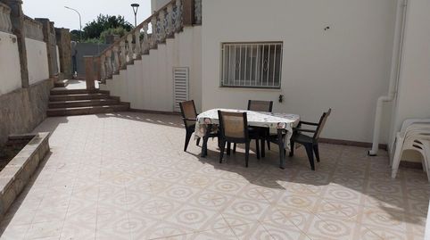 Foto 2 de Casa adosada en venta en Enric Morera, 21, La Franquesa - Oasis Park, El Vendrell