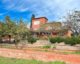 Vista exterior de Casa o xalet en venda en Terrassa amb Terrassa