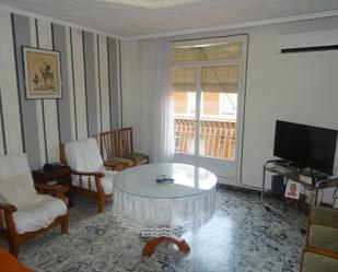 Sala d'estar de Casa o xalet en venda en Algemesí amb Aire condicionat, Terrassa i Traster