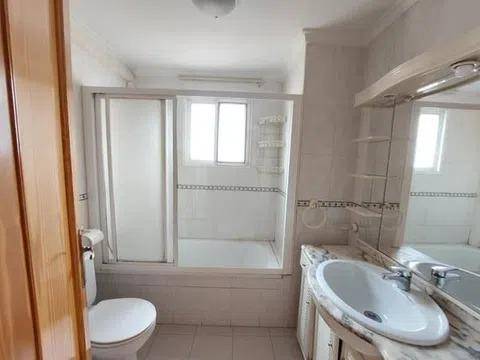 Piso en Venta en Calle Calle de Santa María, 27 en Carretera de Córdoba - Libertad