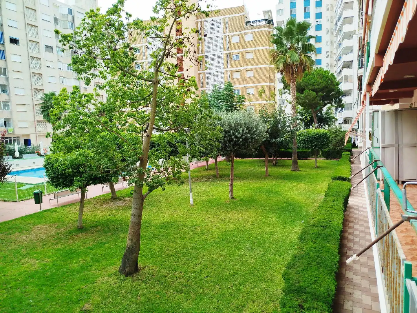 Garten von Wohnung zur Miete in La Pobla de Farnals mit Terrasse, Schwimmbad und Möbliert
